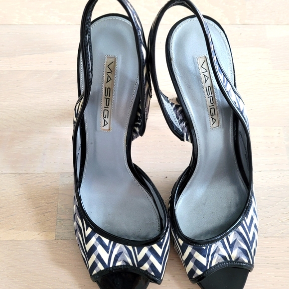 Via Spiga Zebra Print Satin Sling Back Heels Platform Size 8 1/2M - Picture 4 of 15